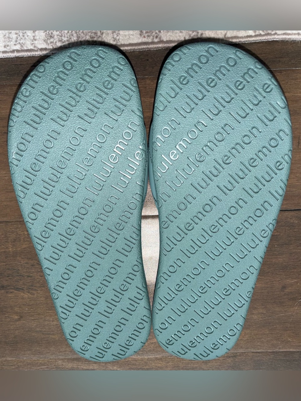 lululemon Restfeel Quilted Slide Women’s Size 6 - Medium Forest (Brand New) - Picture 5 of 6